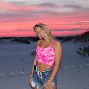 Meet your Posher, Jessena